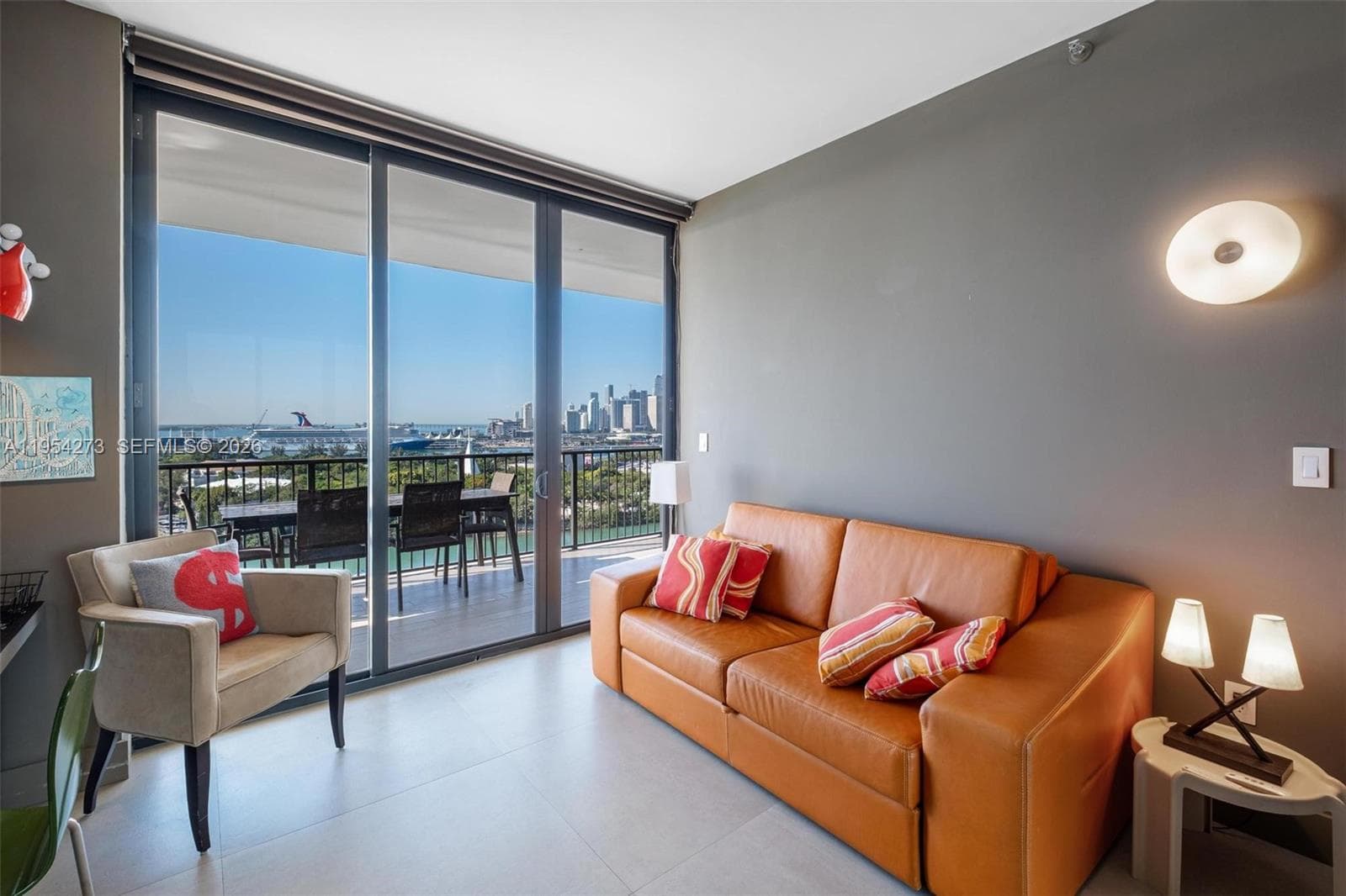 1000 Venetian Way 1501 photo 24