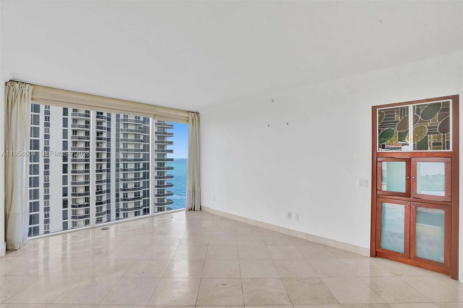 4775 Collins Ave 3007 photo 19