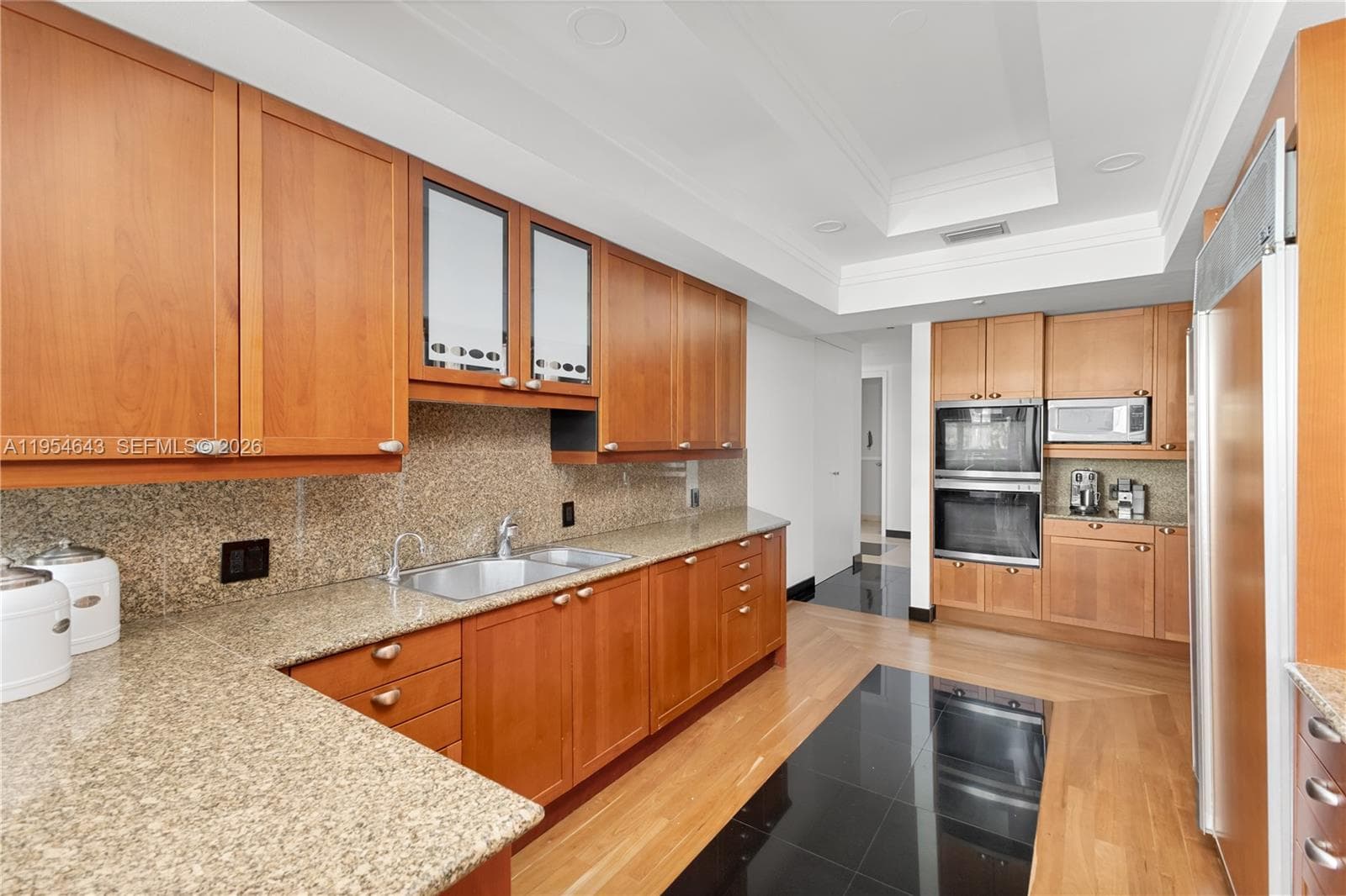 20165 NE 39th Pl 303 & 204 photo 9