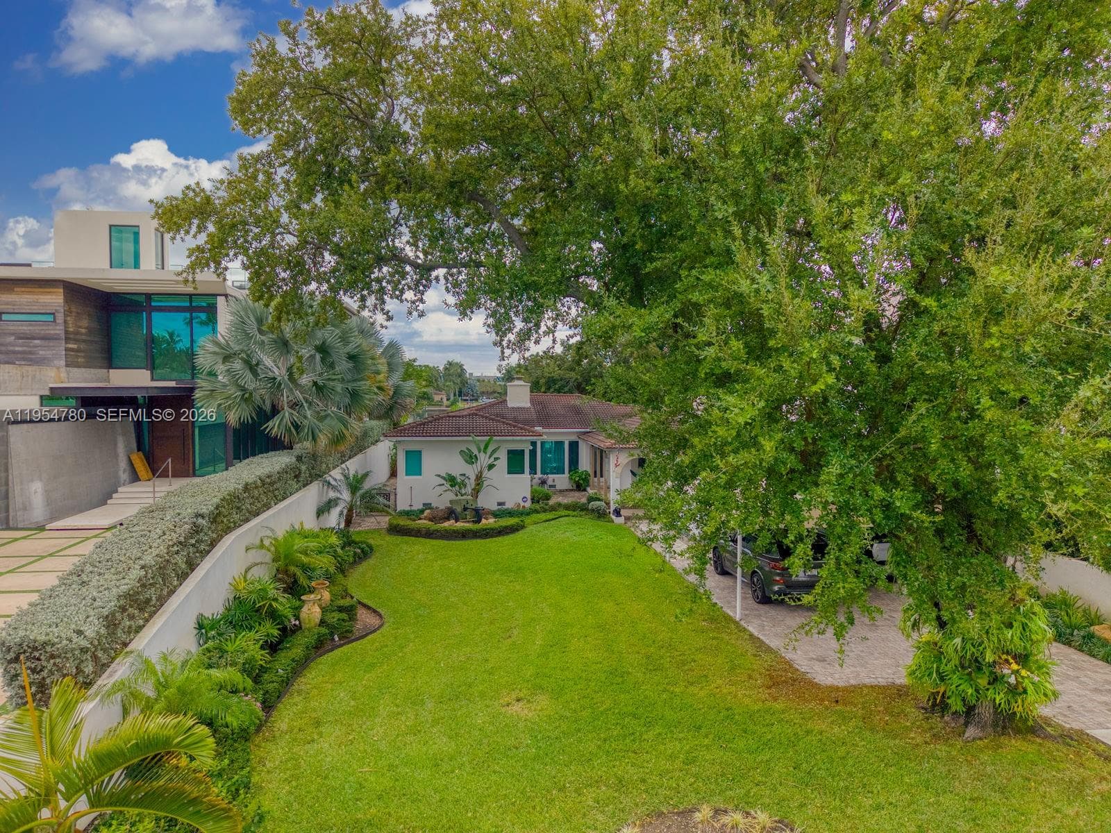 170 S Hibiscus Dr photo 6