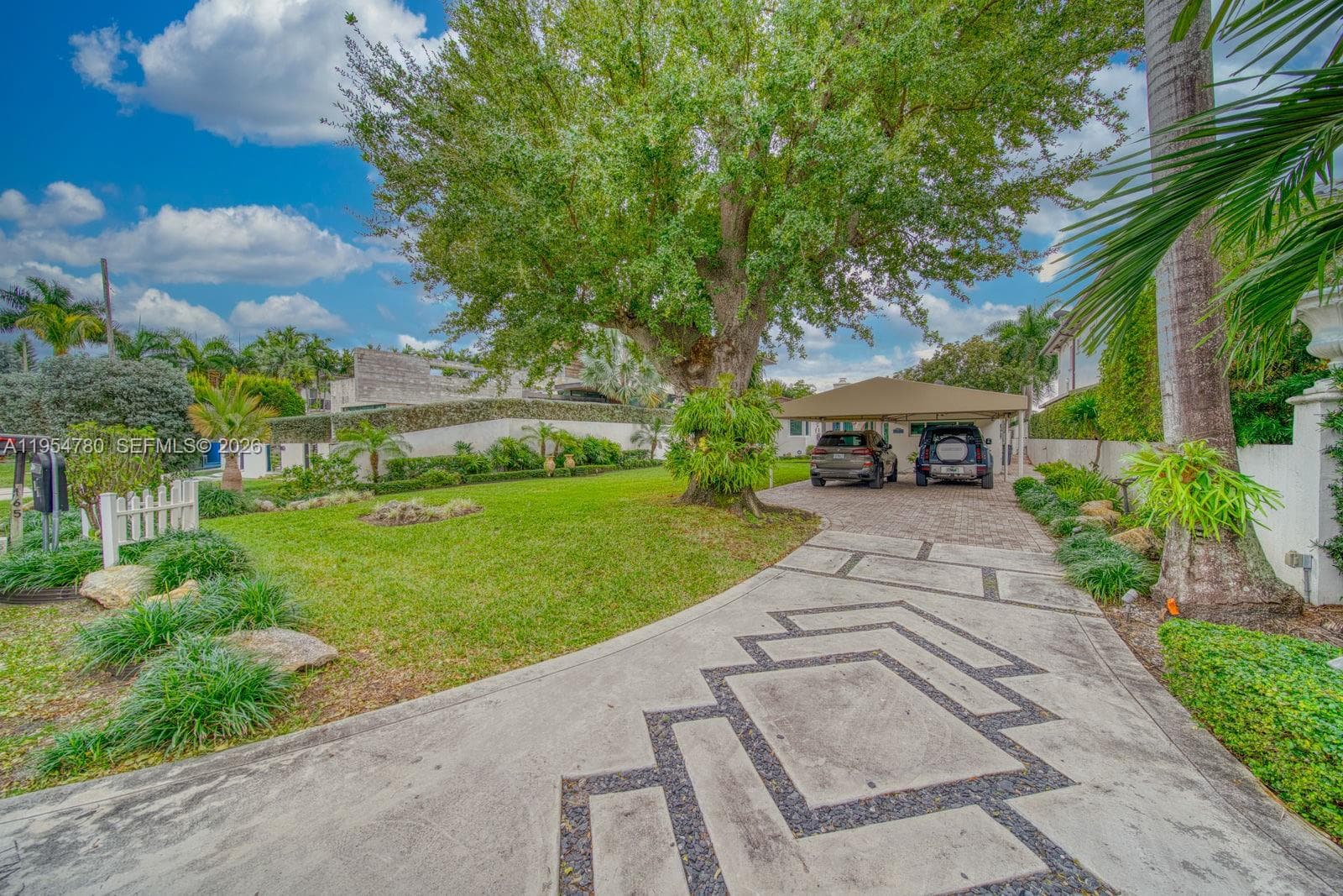 170 S Hibiscus Dr photo 10