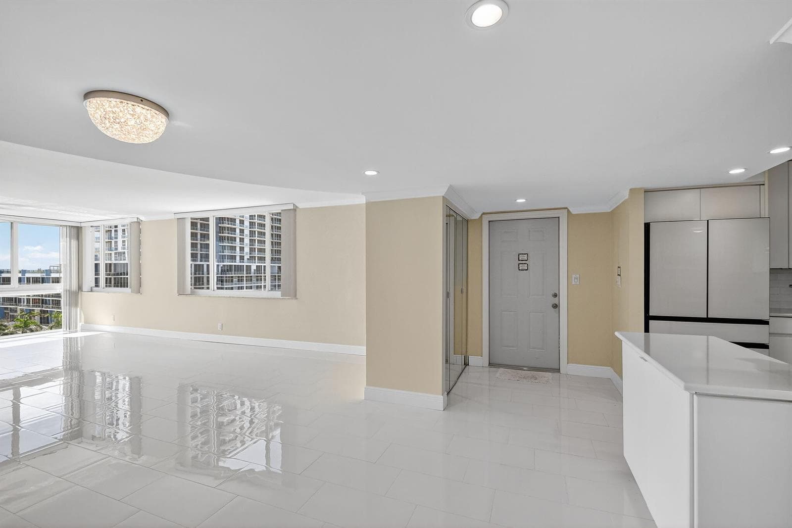 301 Lake Shore Drive 711 photo 18