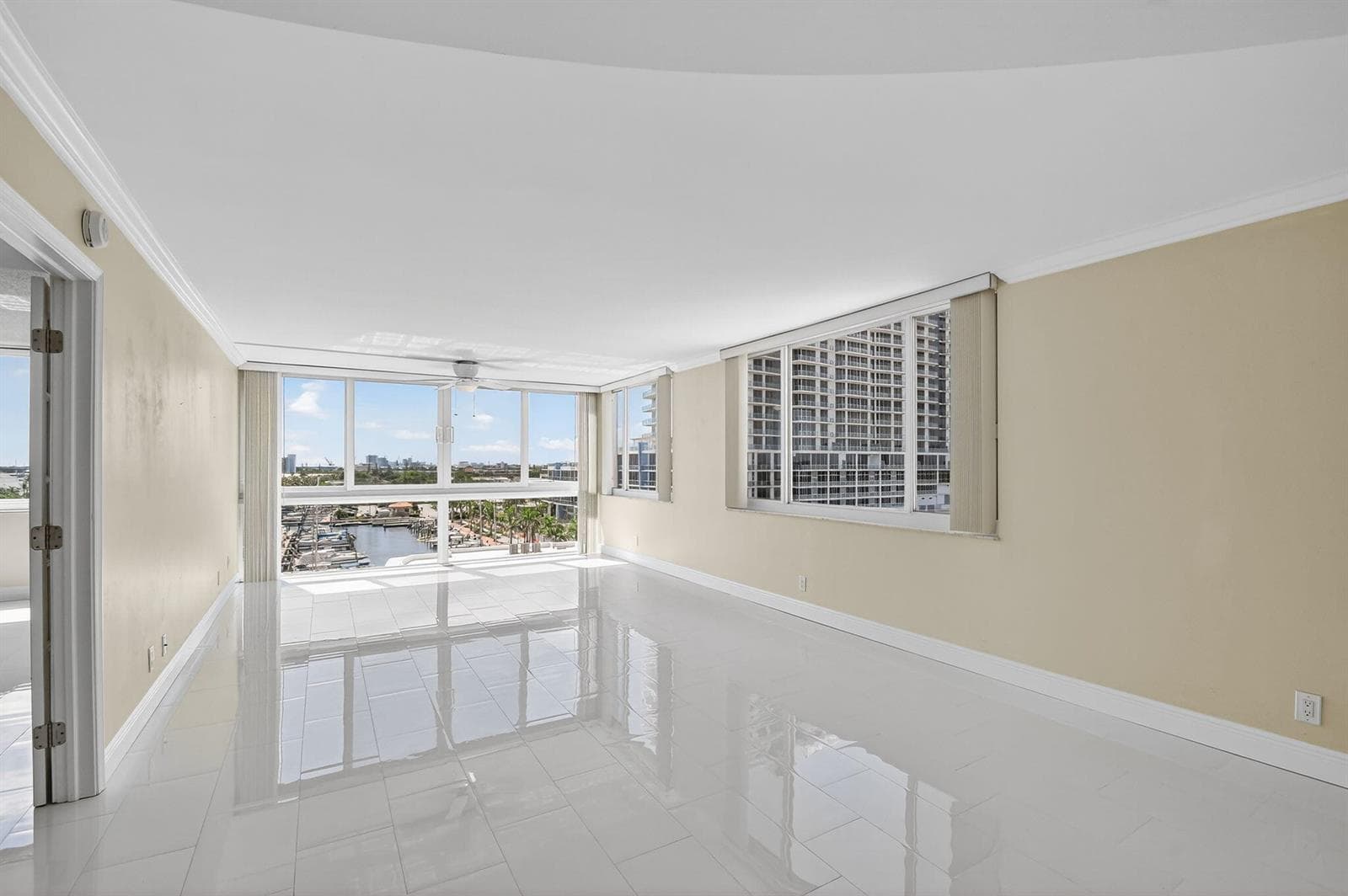 301 Lake Shore Drive 711 photo 11