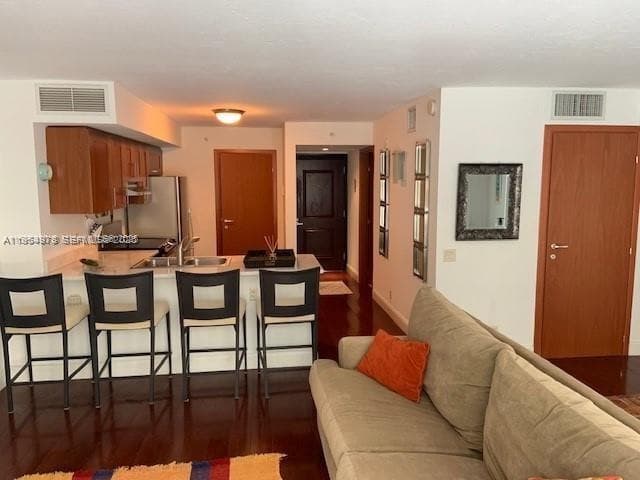 9499 Collins Ave 205 photo 2