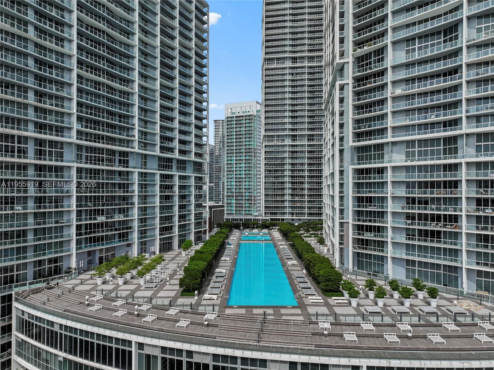 495 Brickell Ave 3208 photo 12