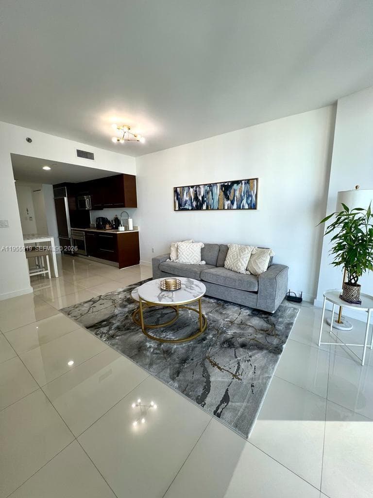 495 Brickell Ave 3208 photo 5