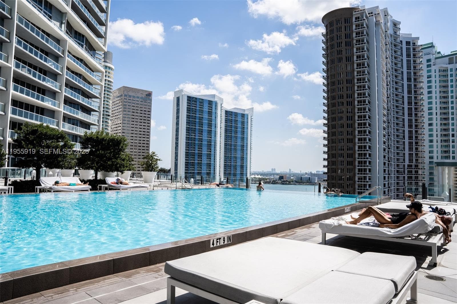 495 Brickell Ave 3208 photo 21
