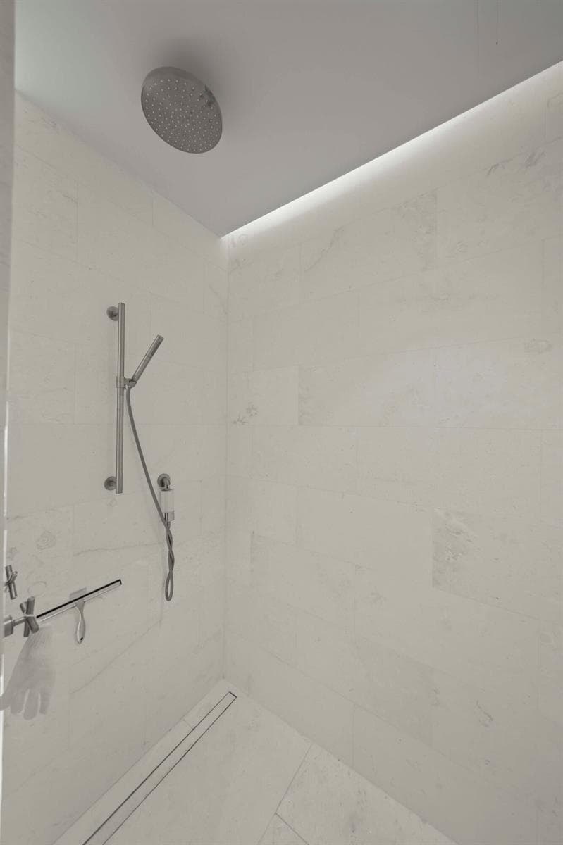 200 Arkona Court 1002 photo 22