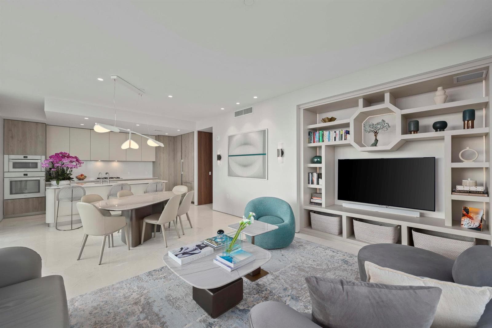 200 Arkona Court 1002 photo 4