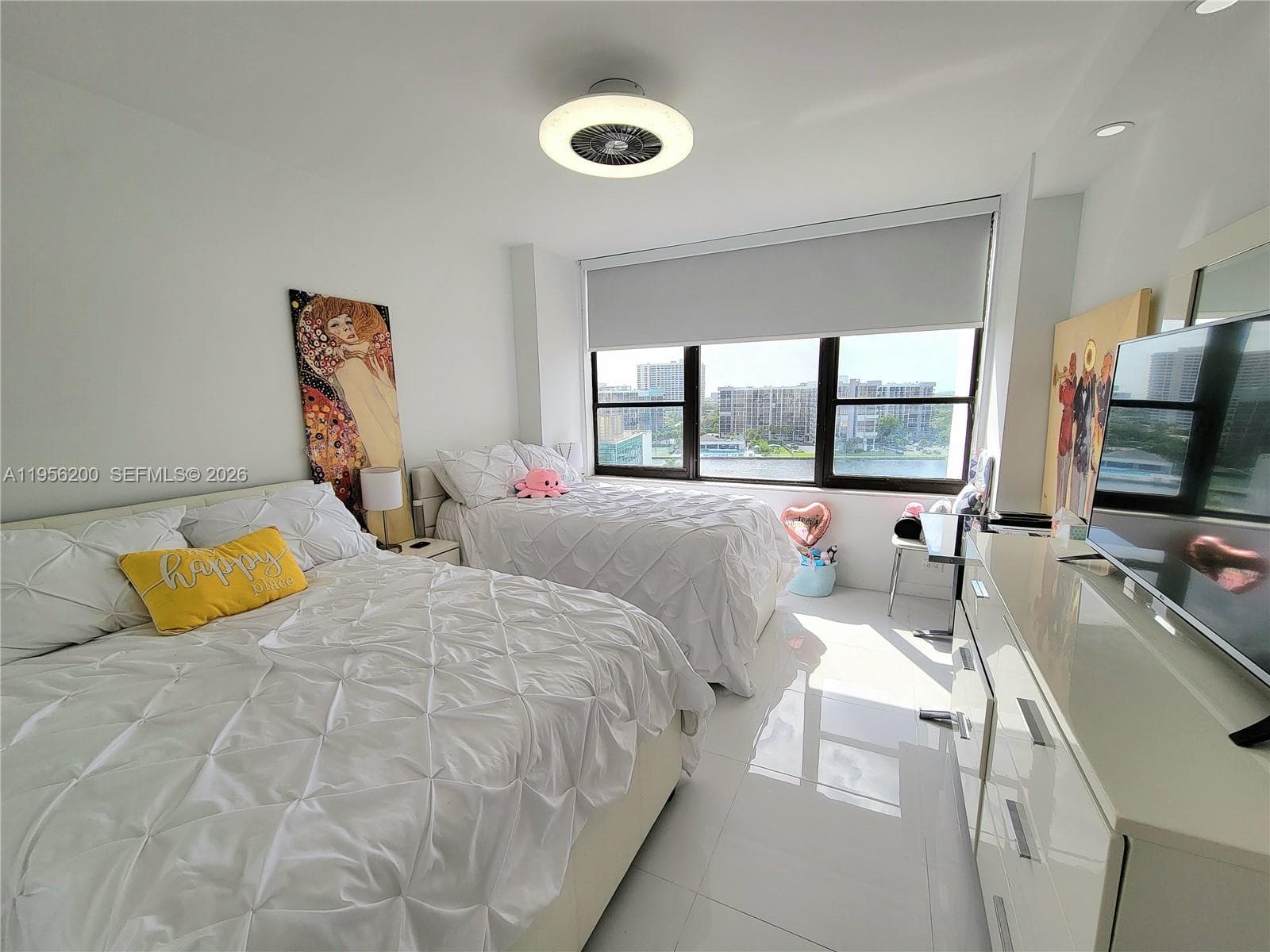 3505 S Ocean Dr 901 photo 15