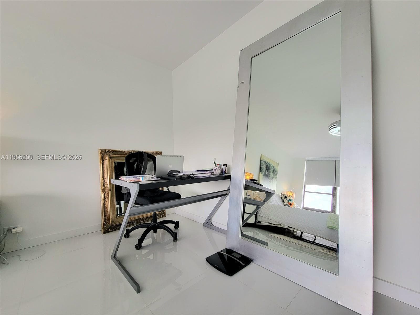 3505 S Ocean Dr 901 photo 11