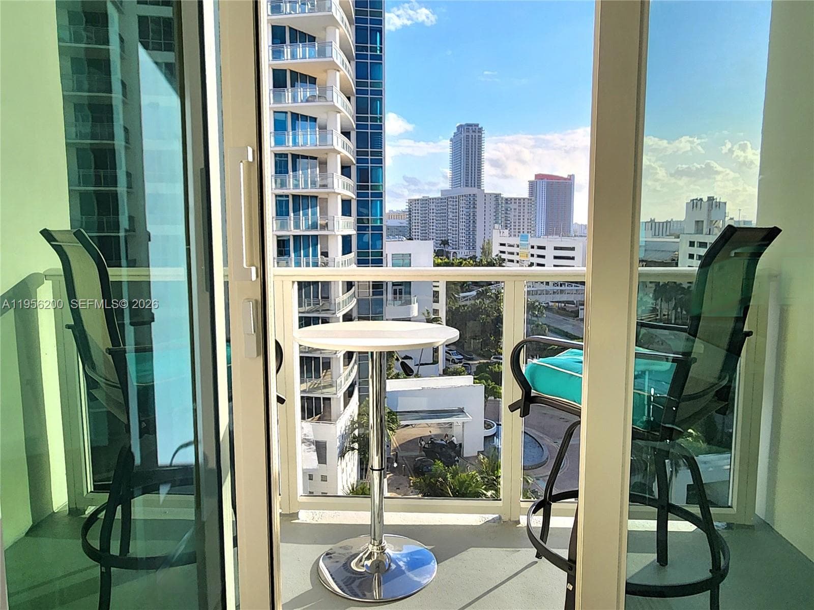 3505 S Ocean Dr 901 photo 21
