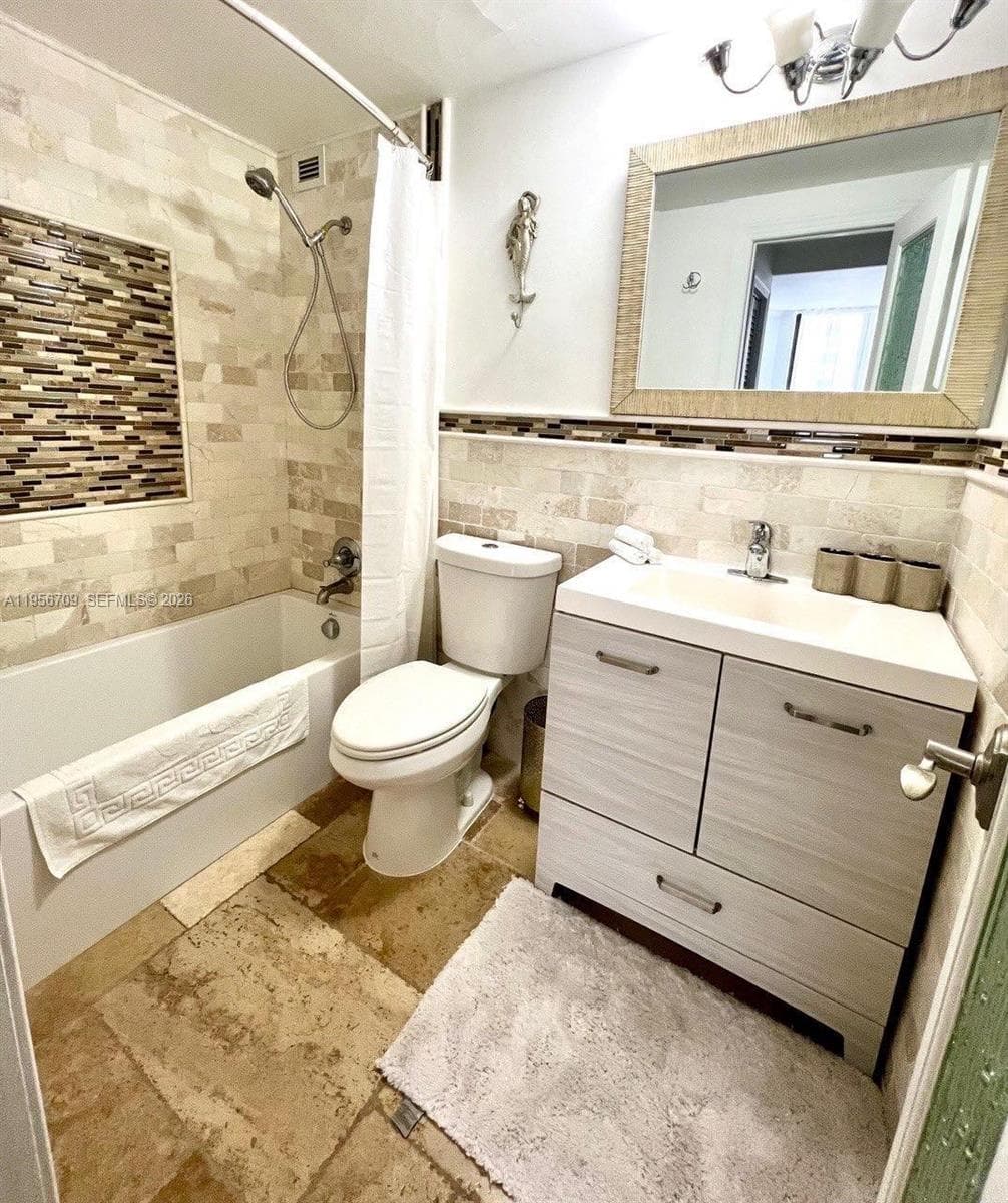 3505 S Ocean Dr 619 photo 6