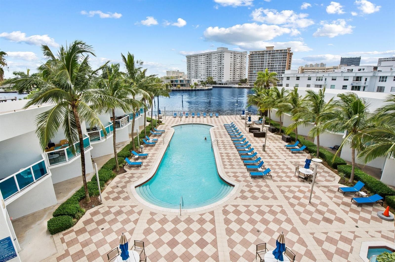 1945 S Ocean Drive 307 photo 7
