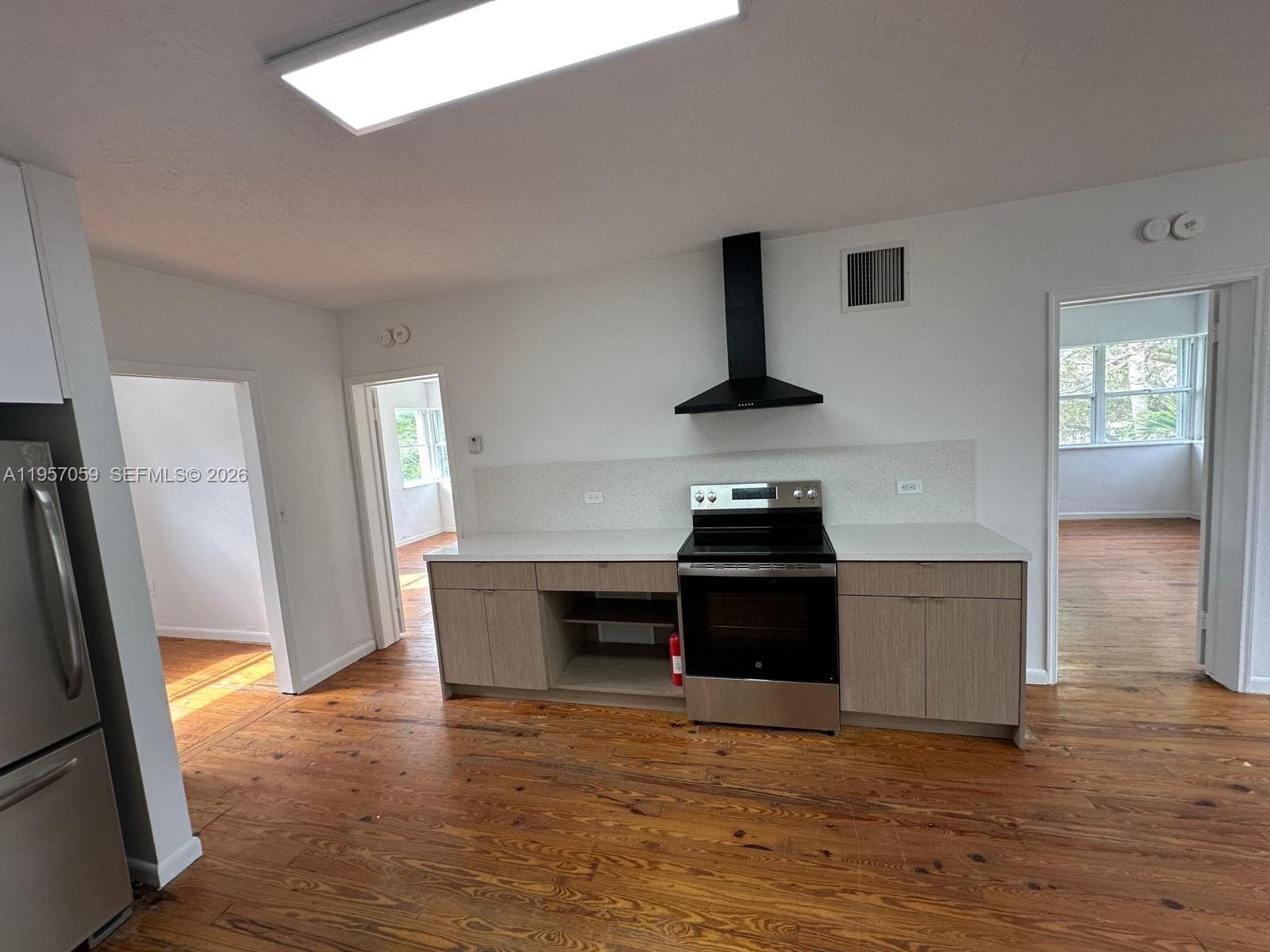 1289 Marseille Dr 50 photo 11