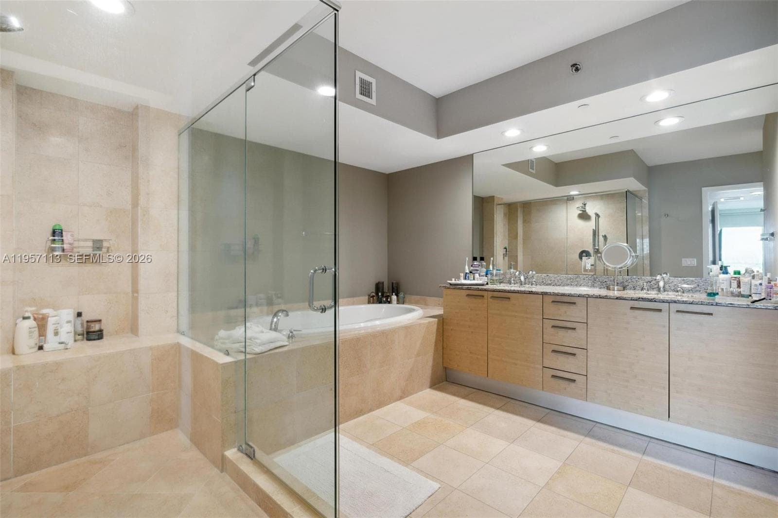 1830 S Ocean Dr 4211 photo 18