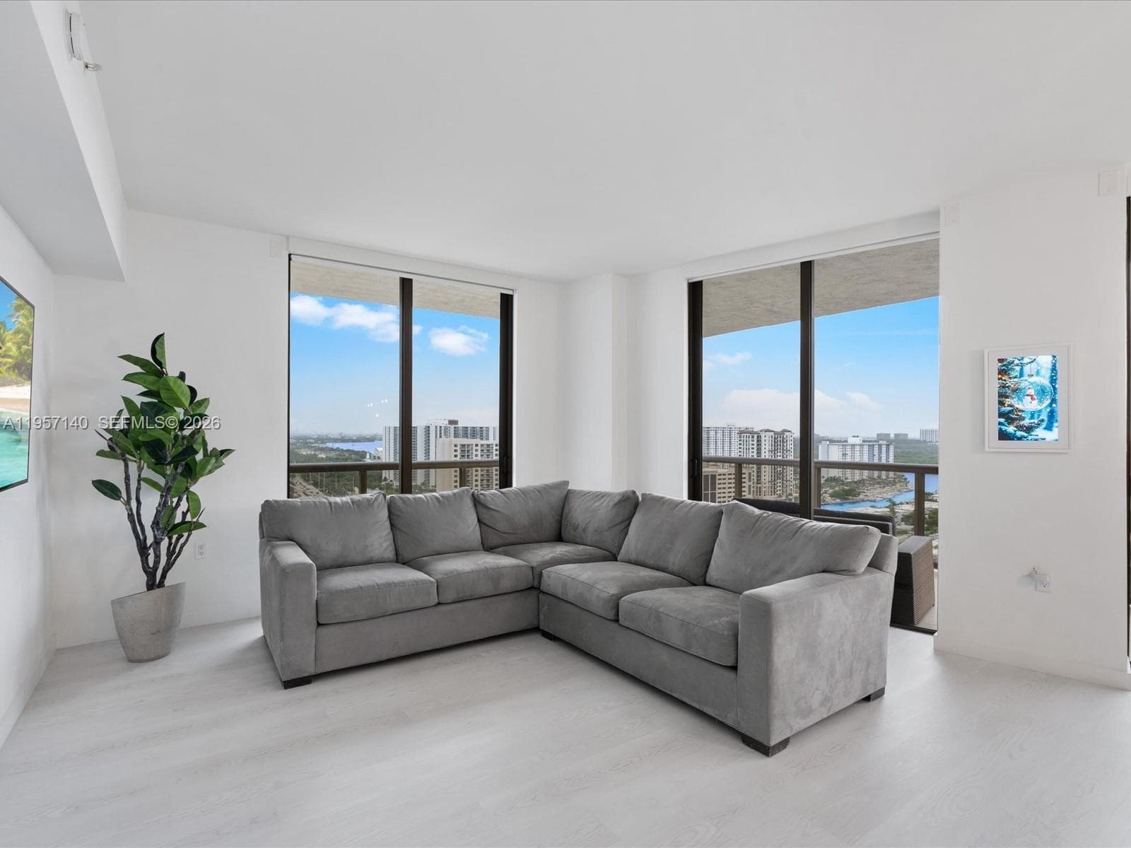 16275 Collins Ave 1804 photo 10