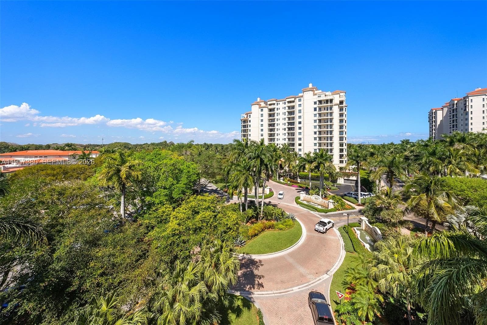 13633 Deering Bay Dr 256 photo 19