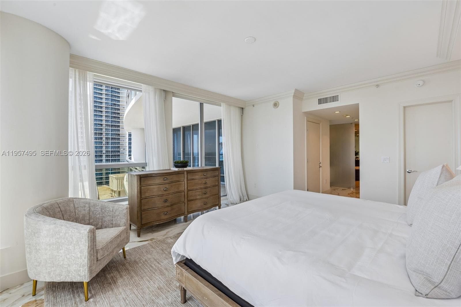 3535 S Ocean Dr 2106 photo 21