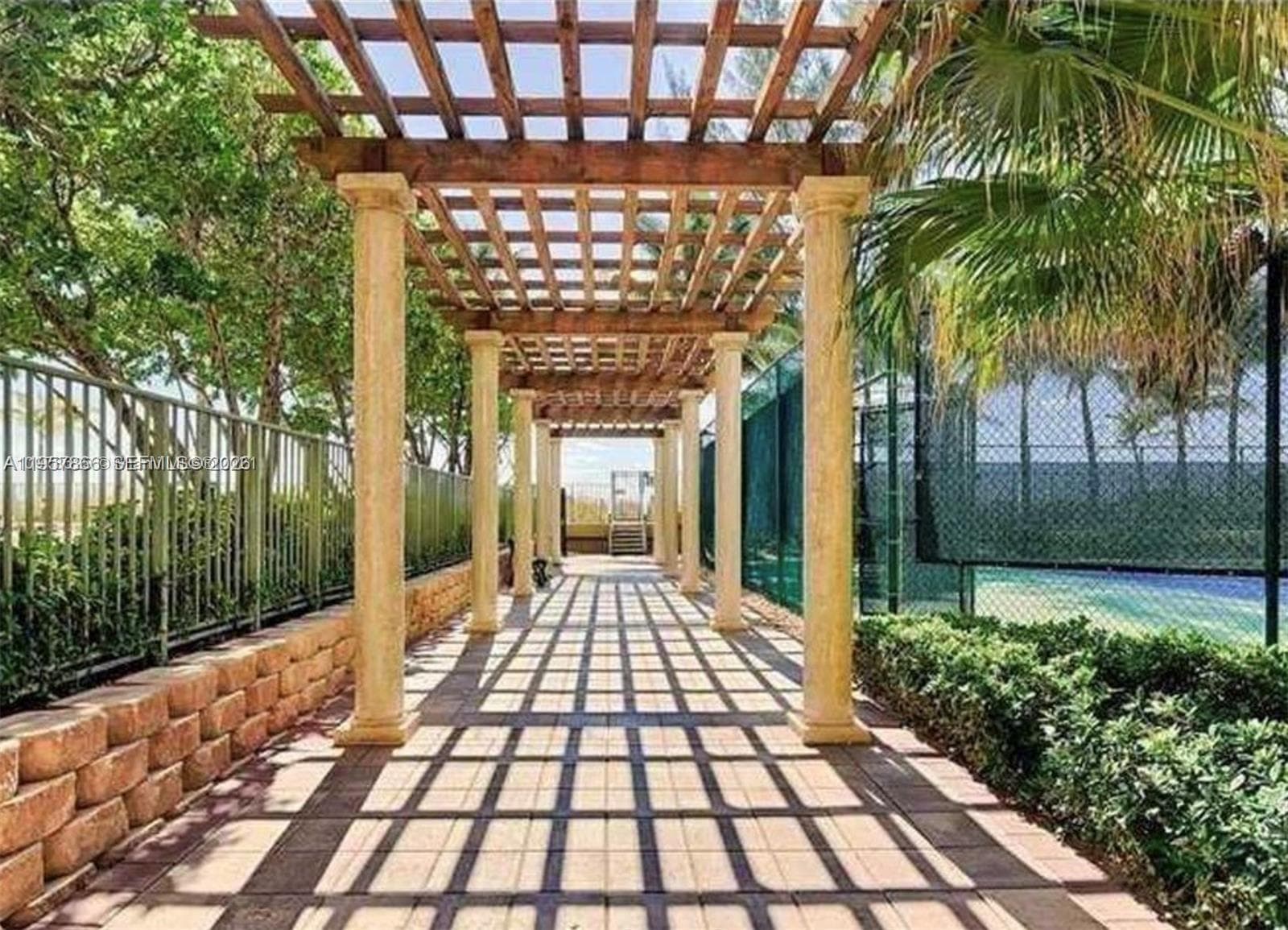 2080 S Ocean Dr 303 photo 19
