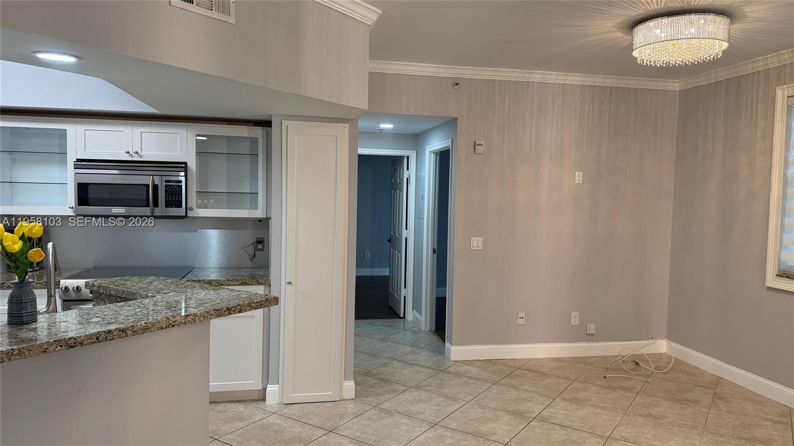 3215 NE 184th St 14208 photo 4