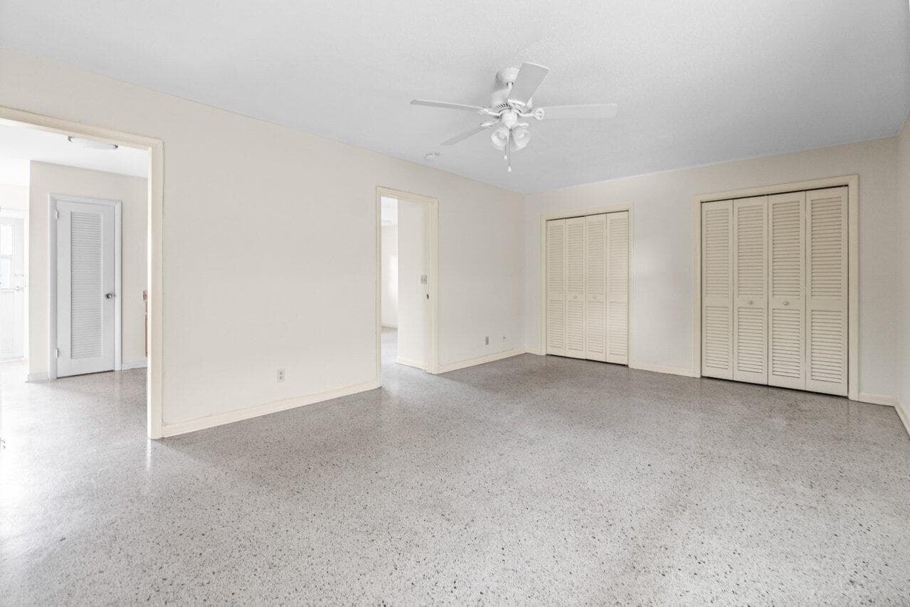 751 Hummingbird Way 6 photo 8