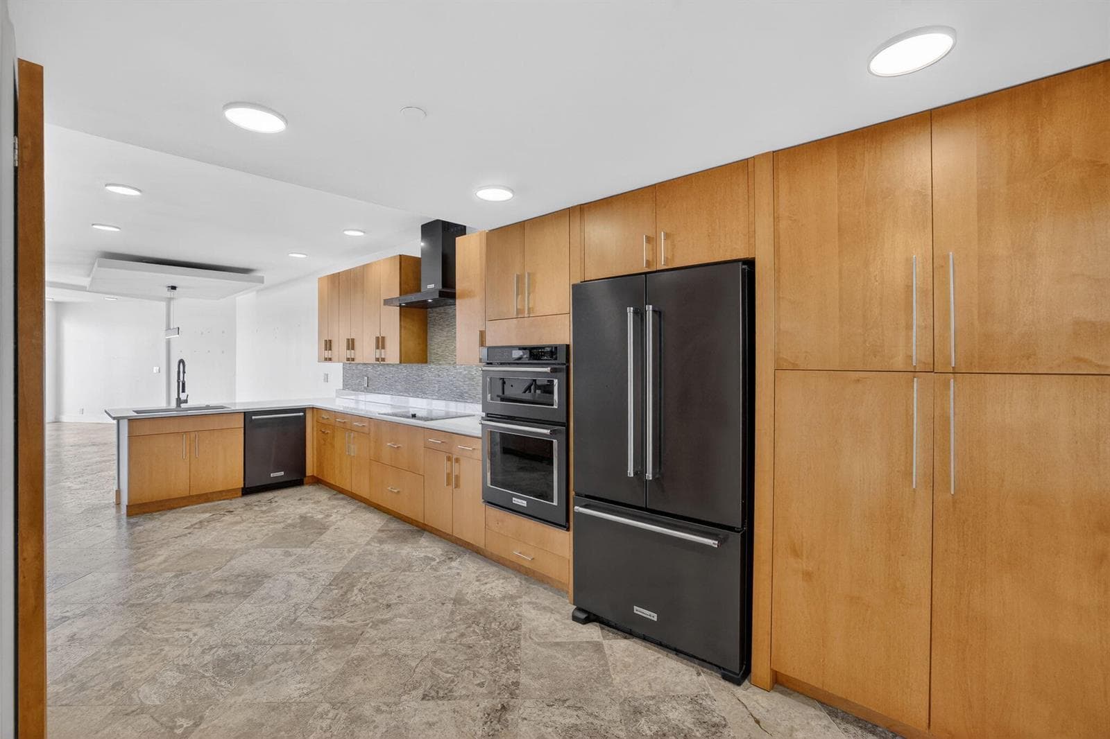 1035 S Federal Highway 402 photo 16