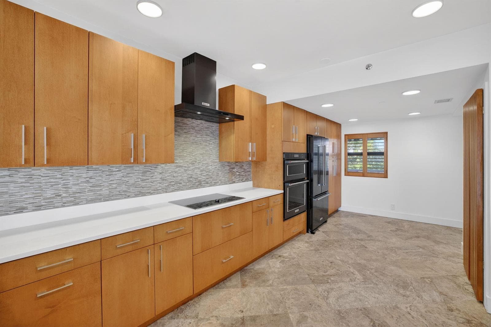 1035 S Federal Highway 402 photo 15