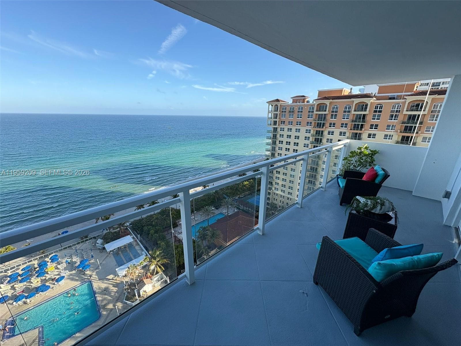 2030 S Ocean Dr 1812 photo 2
