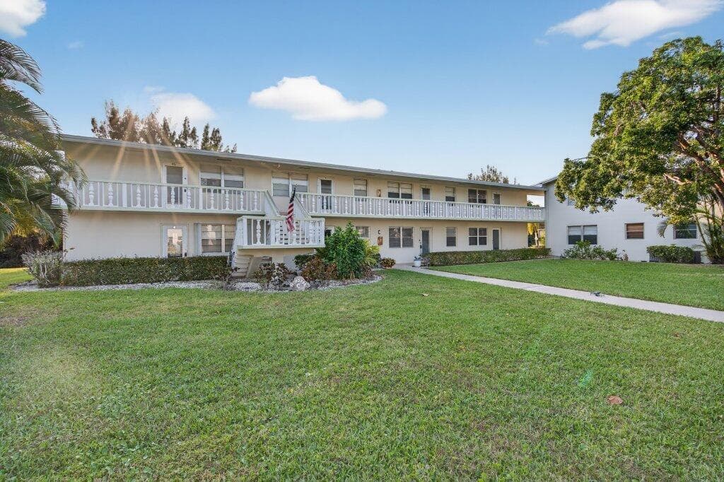 56 Windsor C photo 5