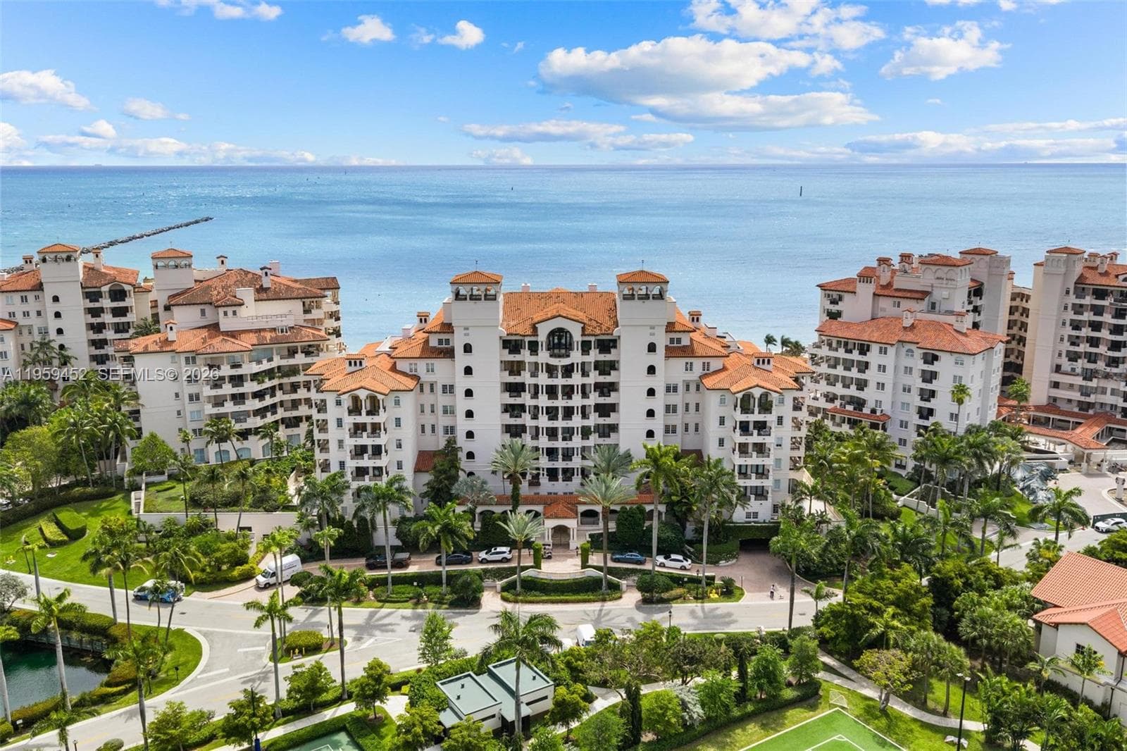 7600 N Fisher Island Dr 7662 photo 11