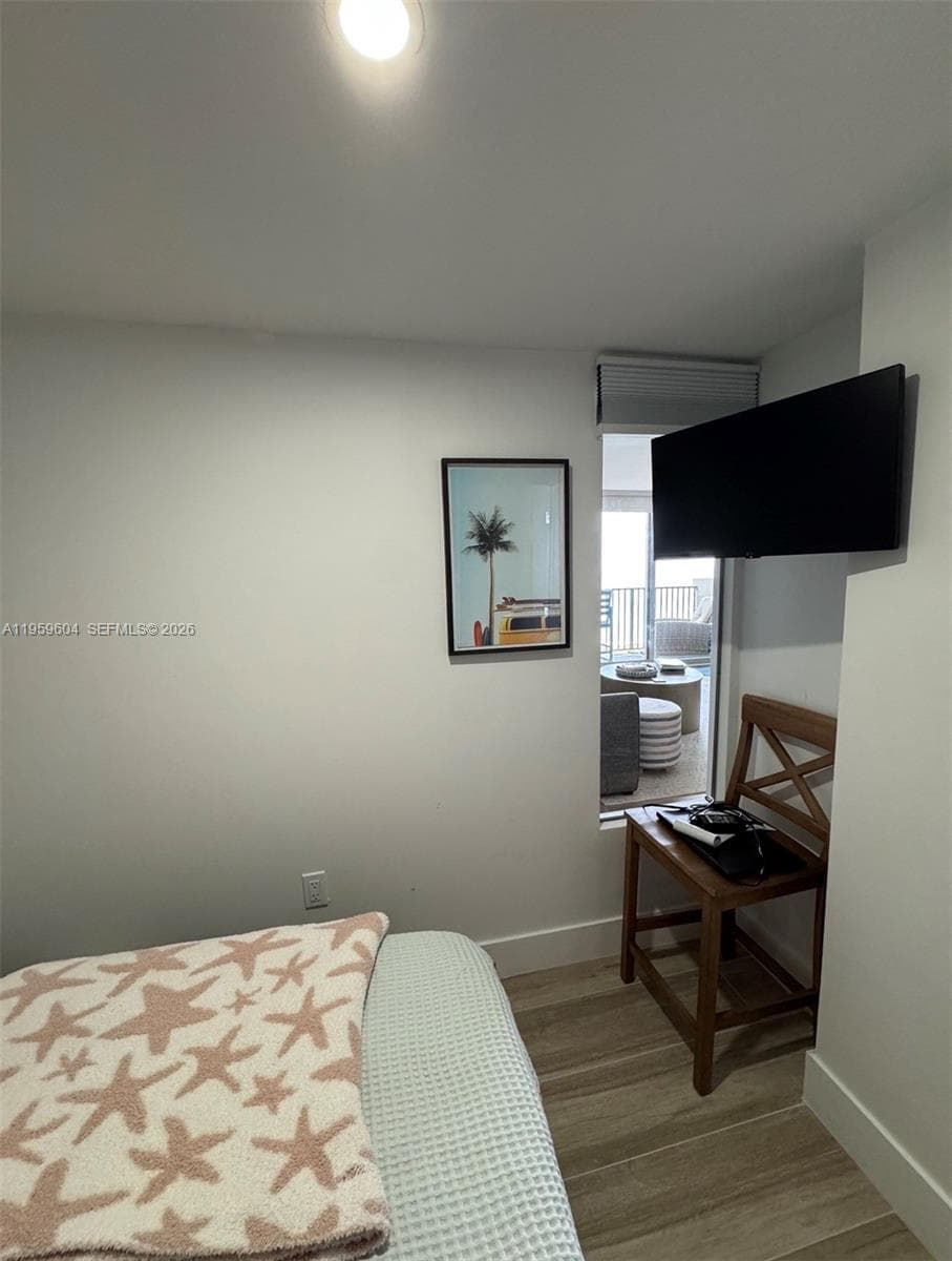 9273 Collins Ave 810 photo 7