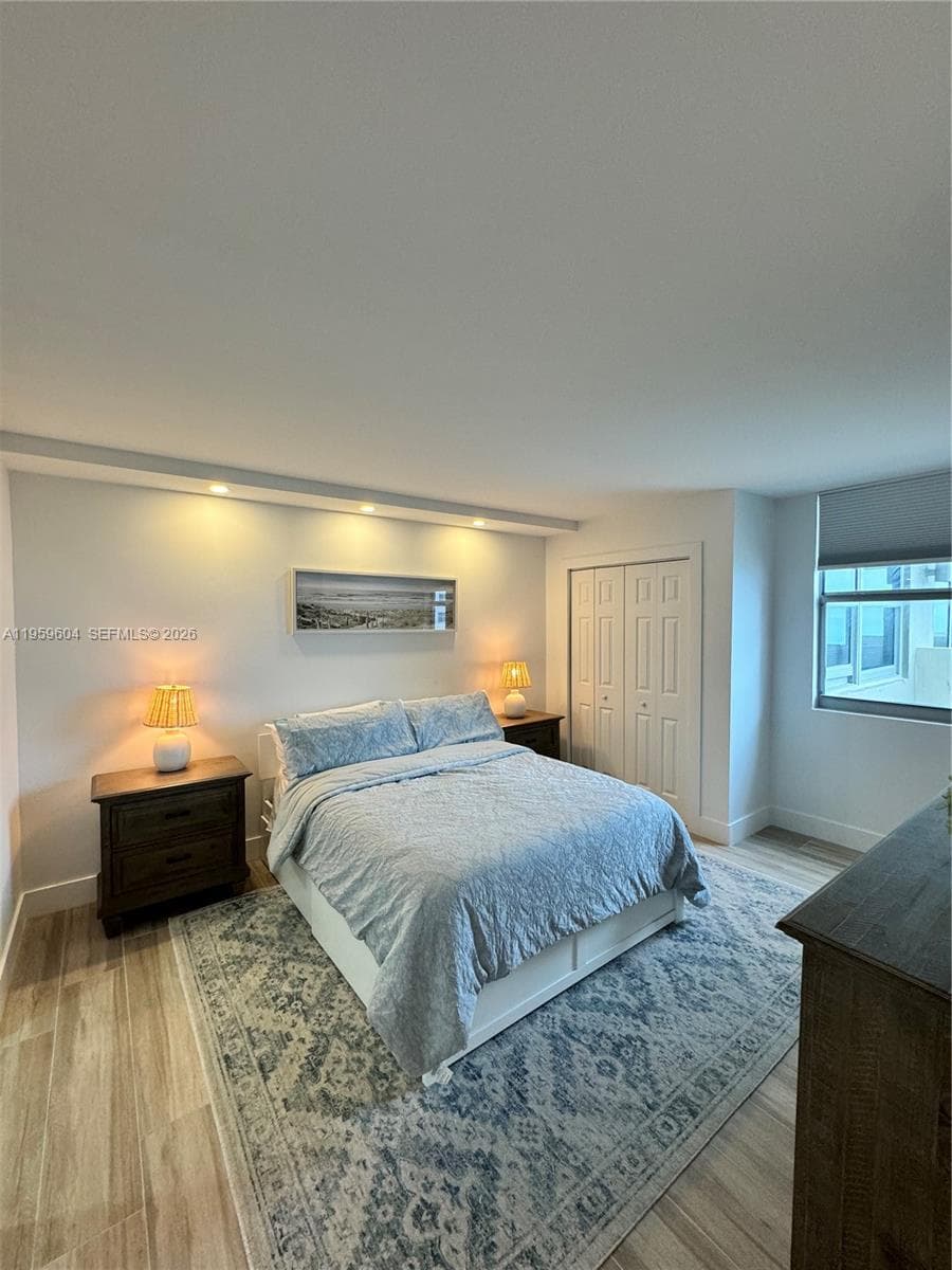 9273 Collins Ave 810 photo 3