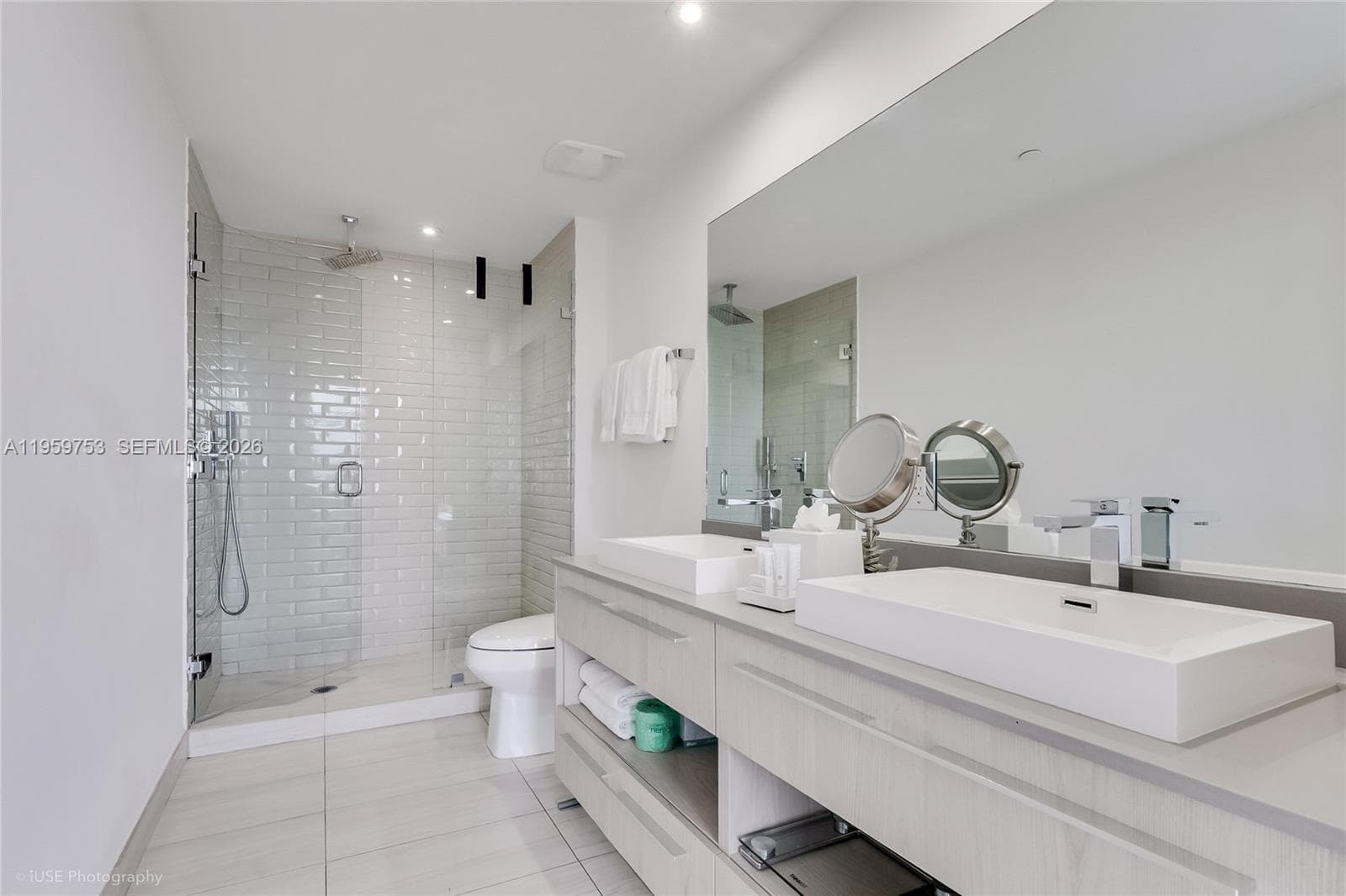 4010 S Ocean Dr R2204 photo 11