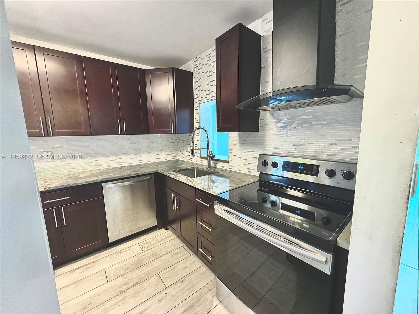 3660 NE 166th St 301 +40' Deeded Dock photo 5