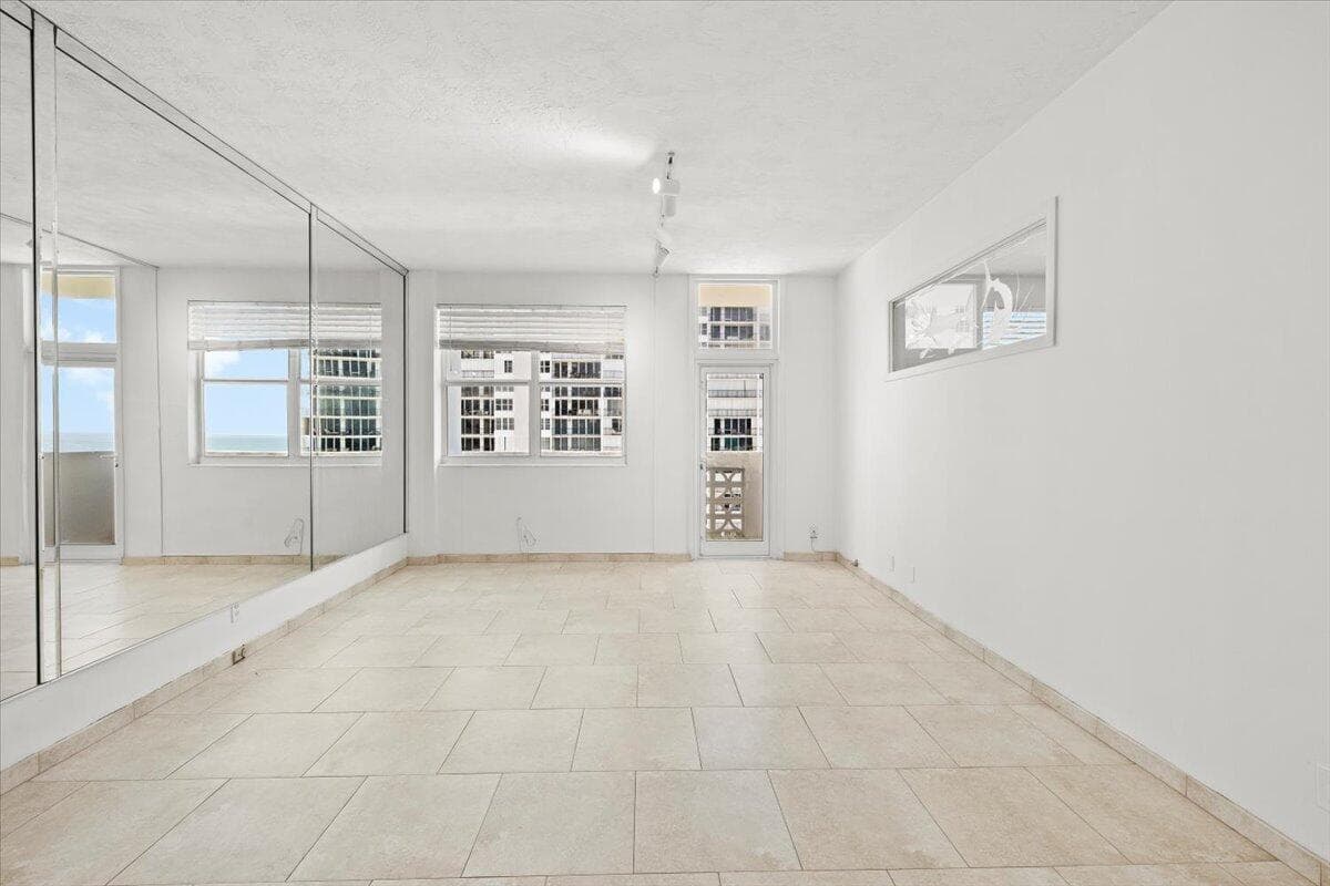 4250 Galt Ocean Drive Ph R photo 11