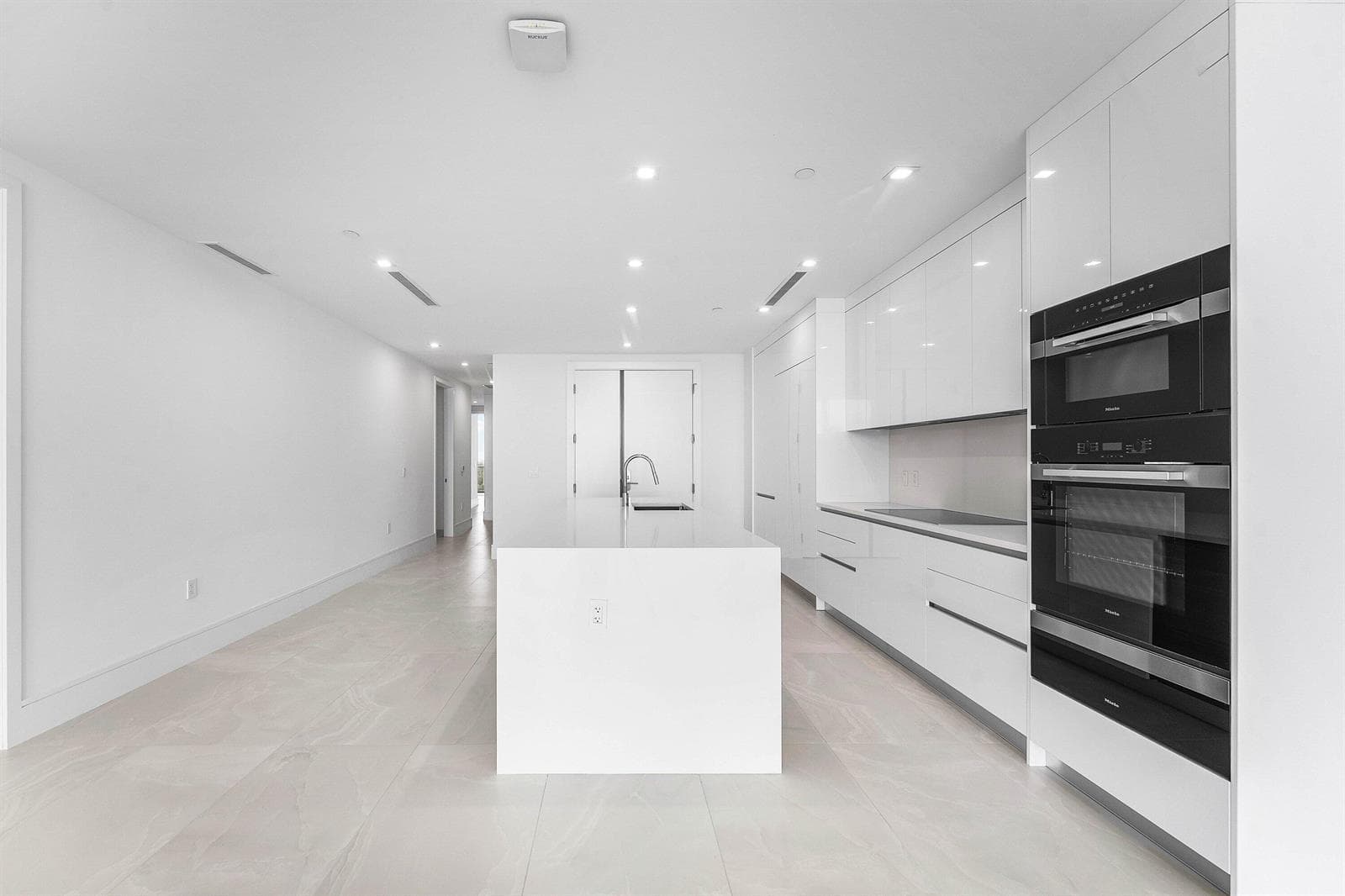 220 Lake Shore Drive 1006 photo 13