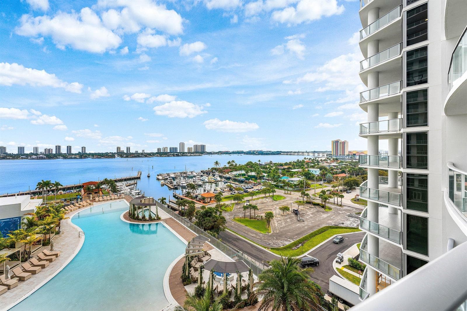 220 Lake Shore Drive 1006 photo 10