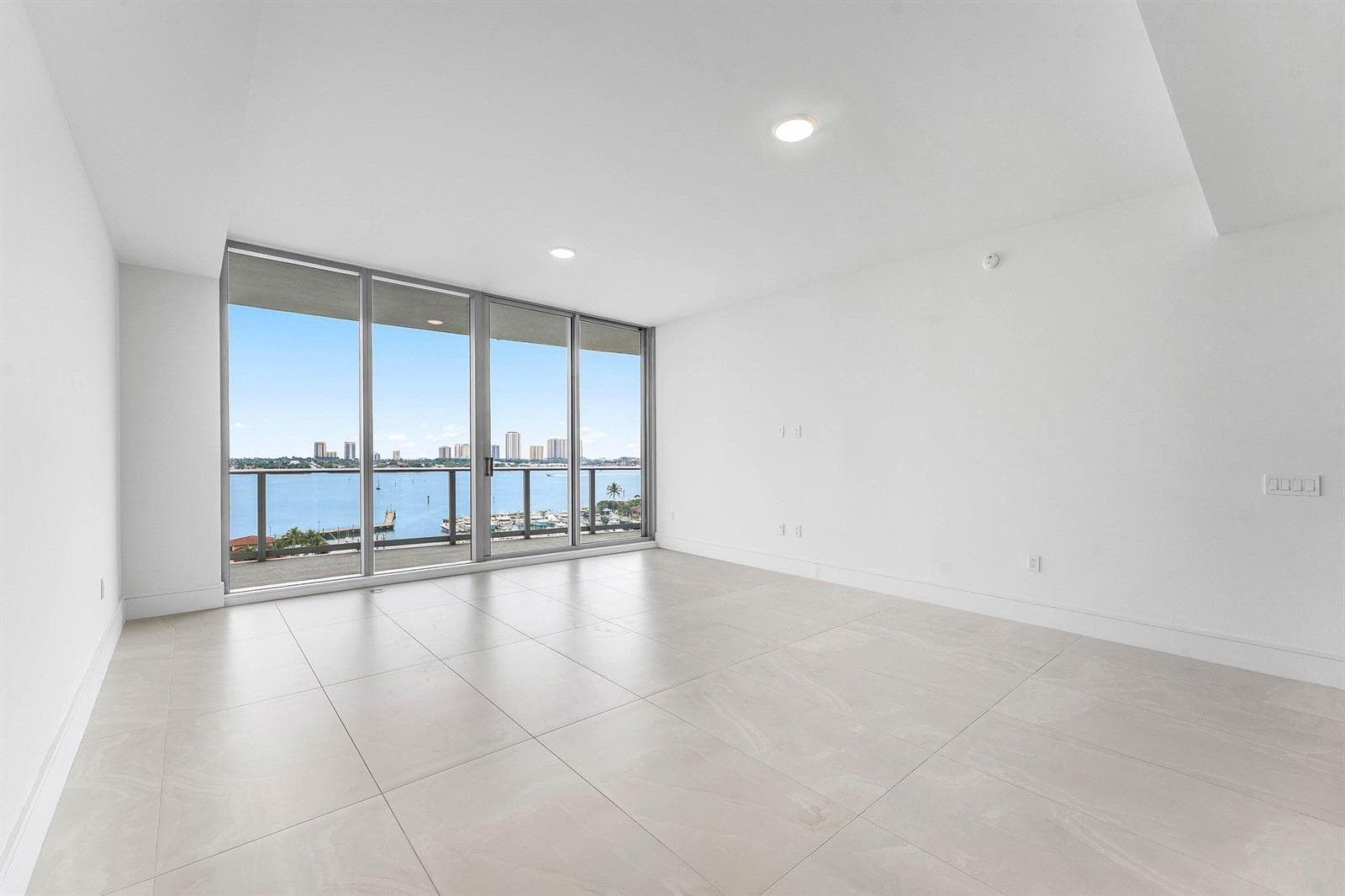 220 Lake Shore Drive 1006 photo 11
