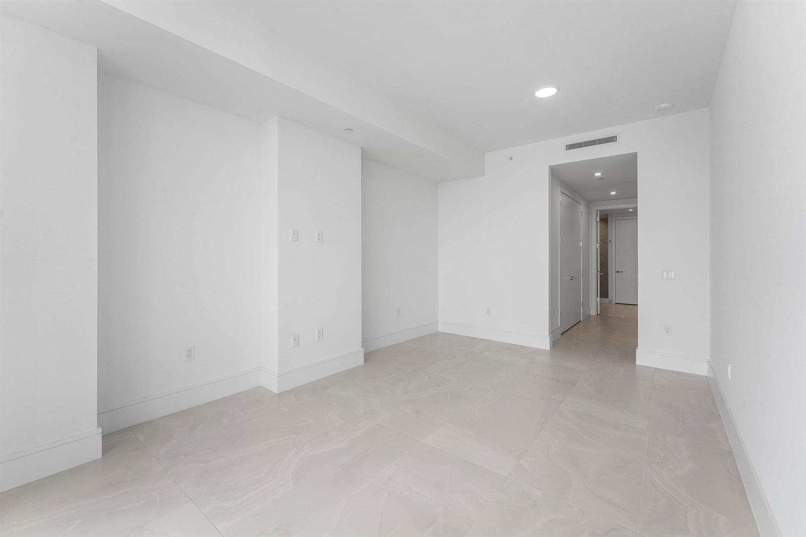 220 Lake Shore Drive 1006 photo 21