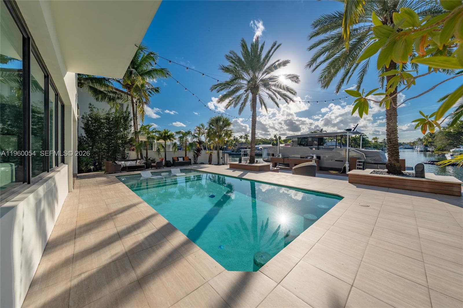 12880 N Bayshore Dr photo 11