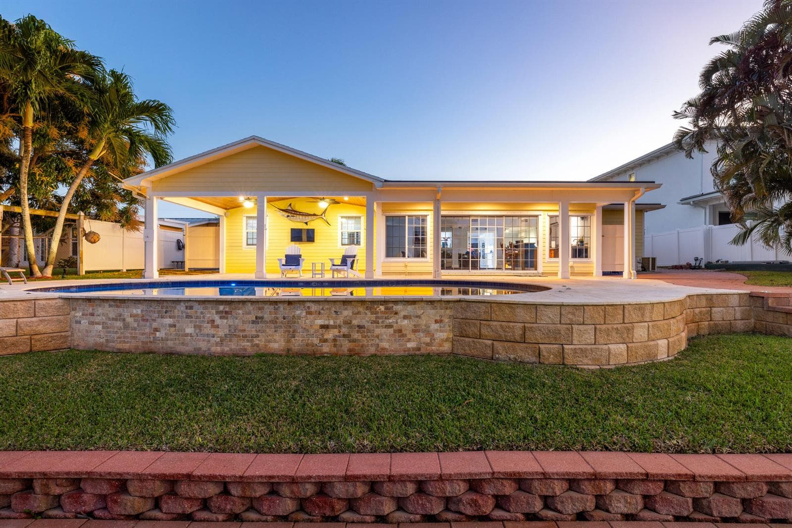 733 Jacana Way photo 10