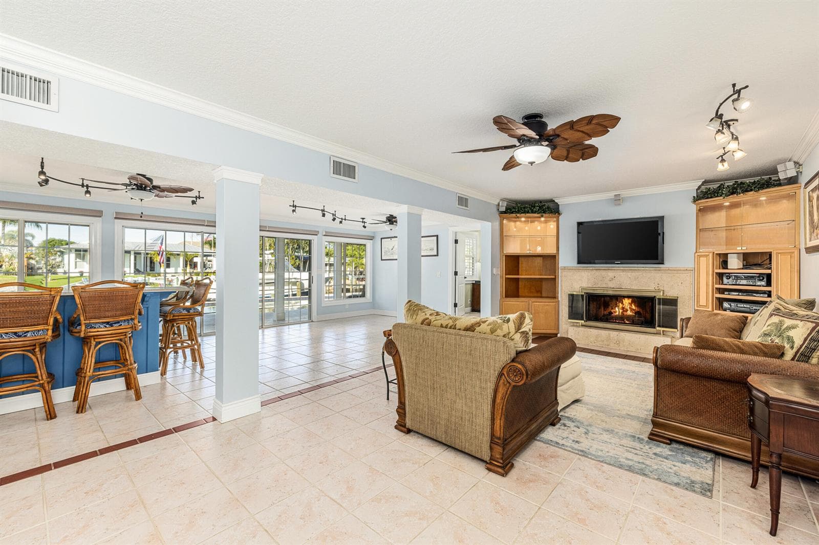 733 Jacana Way photo 14