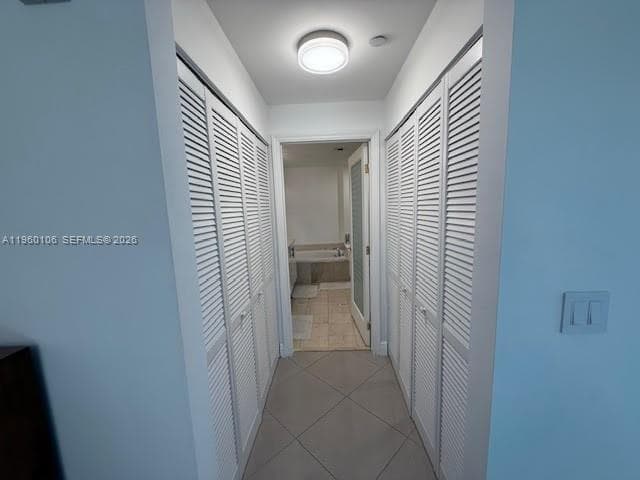 3330 NE 190th St 1815 photo 15