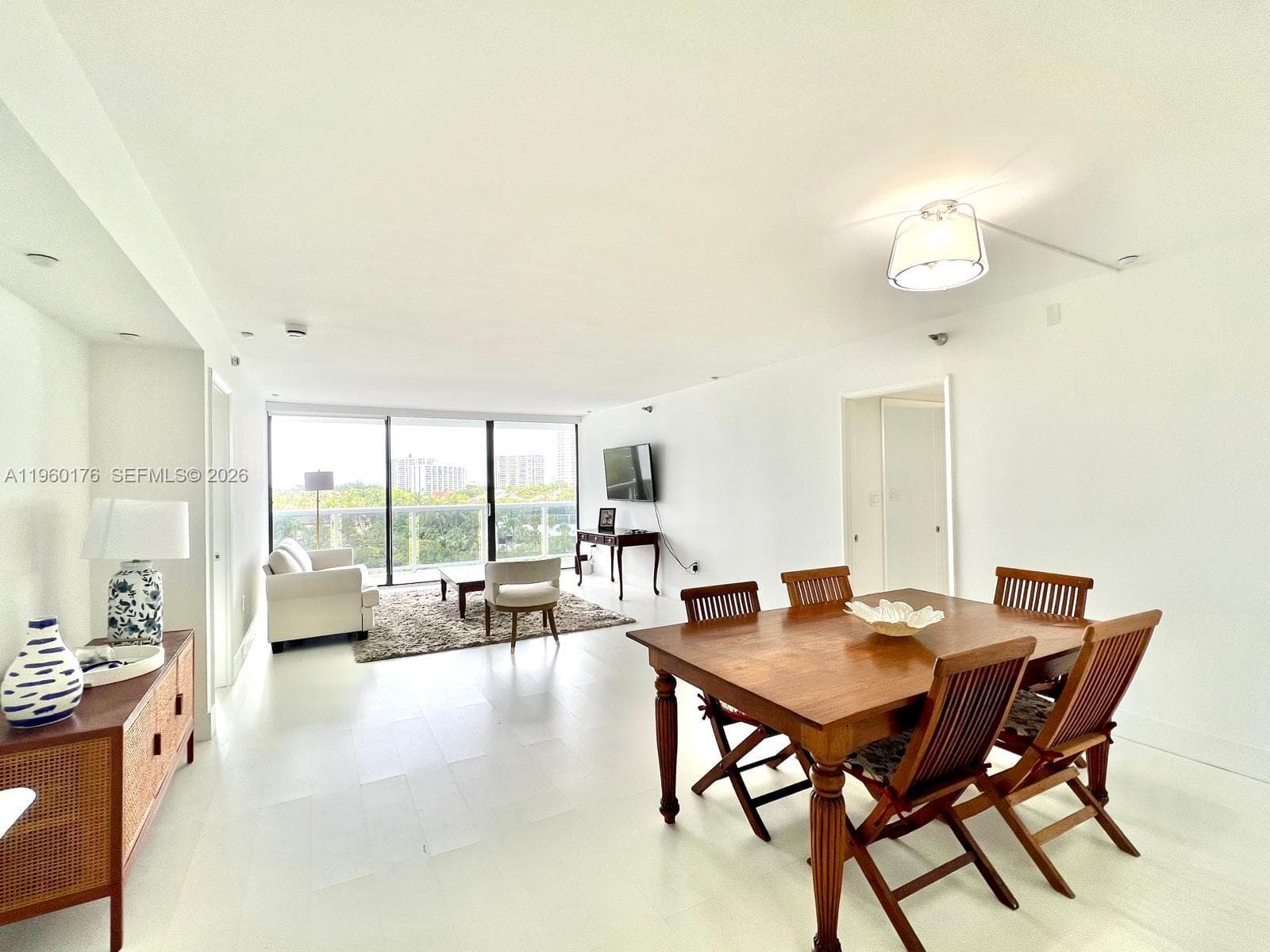 20515 E Country Club Dr 649 photo 2