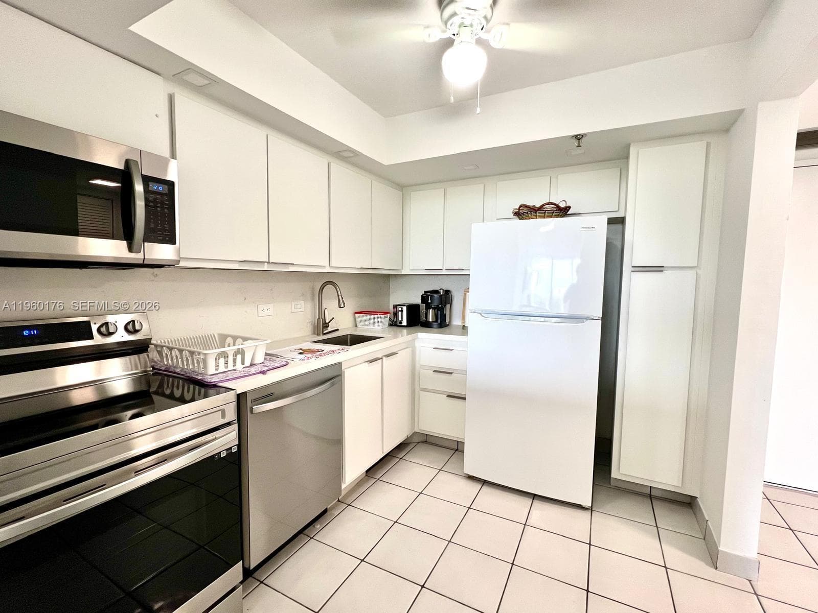 20515 E Country Club Dr 649 photo 6
