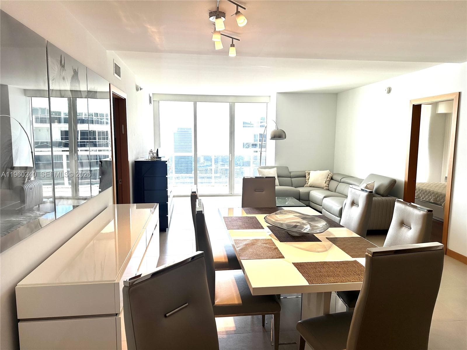 1830 S Ocean Dr 4404 photo 6