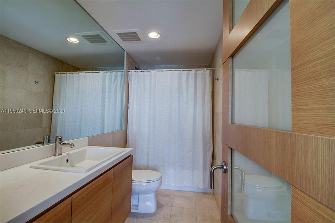 1830 S Ocean Dr 4404 photo 14