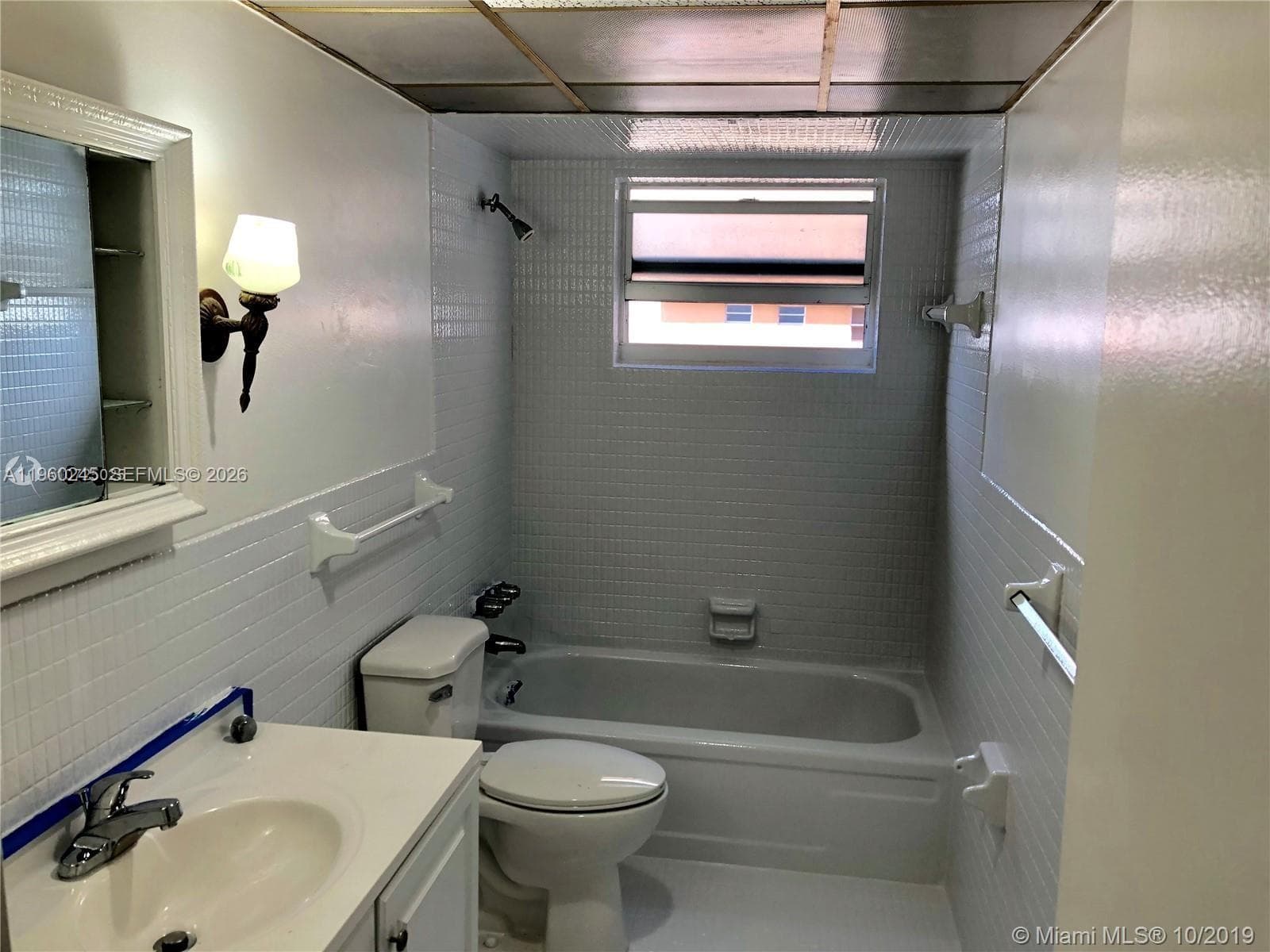 121 Golden Isles Dr 407 photo 23