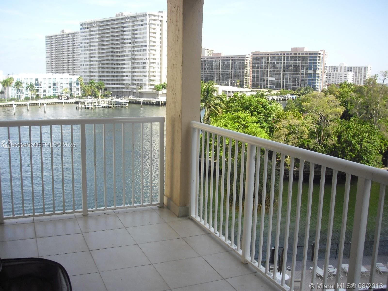 121 Golden Isles Dr 407 photo 3